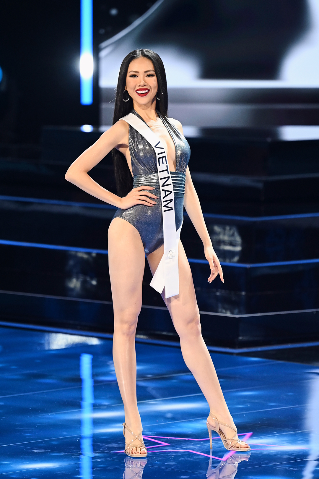 Bùi Quỳnh Hoa Cùng Phần Thi Bikini Tại Miss Universe 2023