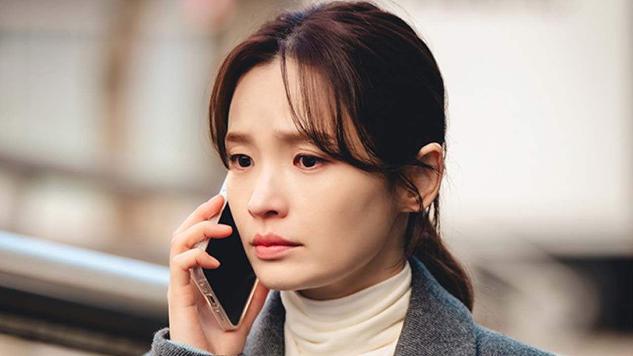 Jeon Mi Do trong vai Oh Yoon Jin