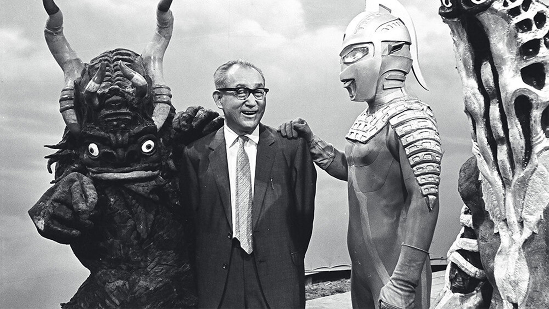 Đạo diễn Tsuburaya Eiji - Cha đẻ của Ultraman