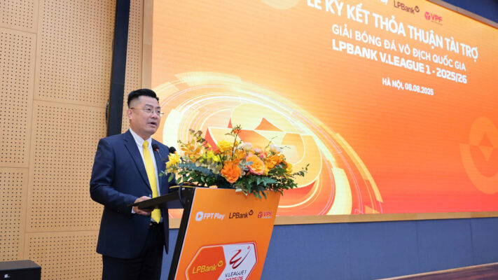 Đại diện LPBank, ông Bùi Thái Hà - Phó Chủ tịch HĐQT phát biểu tại sự kiện.