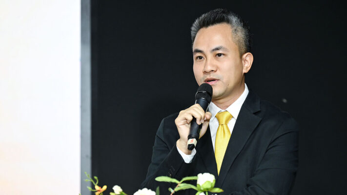Ông Nguyễn Duy Khoa - Chủ tịch HĐQT Công ty Cổ Phần Chứng Khoán LPBank - phát biểu tại buổi lễ (Ảnh: FPT Play)