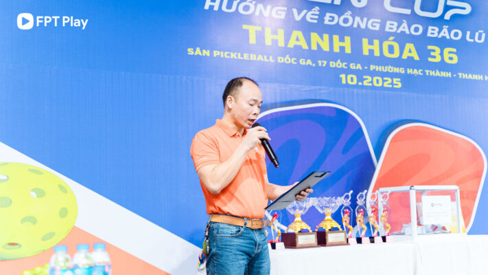 Ông Nguyễn Khắc Hiếu, GĐ Chi nhánh FPT Telecom Thanh Hóa, Tập đoàn FPT phát biểu tại sự kiện. (Ảnh: FPT Play)